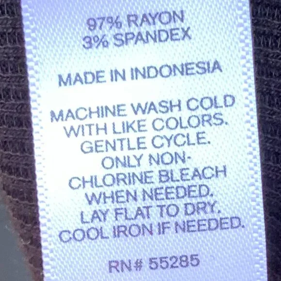 Express Ribbed Lace-Up V-Neck Long Sleeve Top - Picture 12 of 13